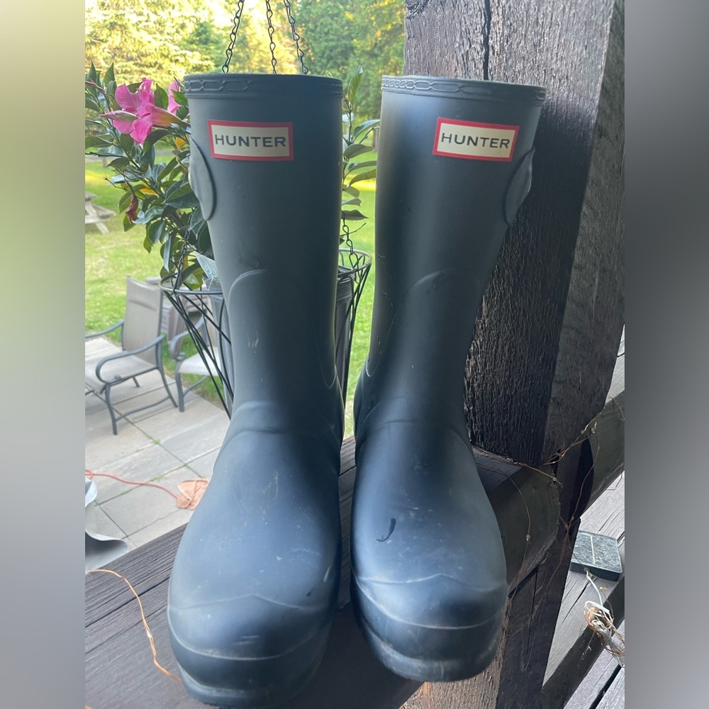 Women’s Hunter boots sz9